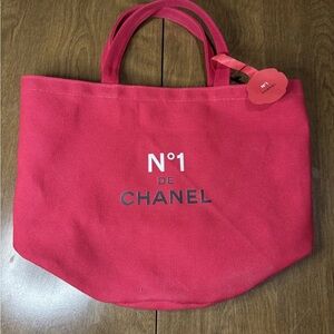 Chanel No.1 Red Canvas Tote gift Camilla flower   NWT